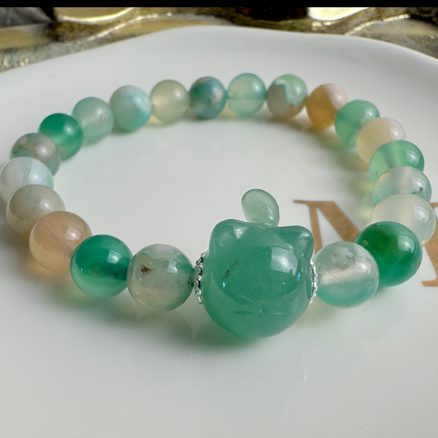 Kitty & green agate bracelet