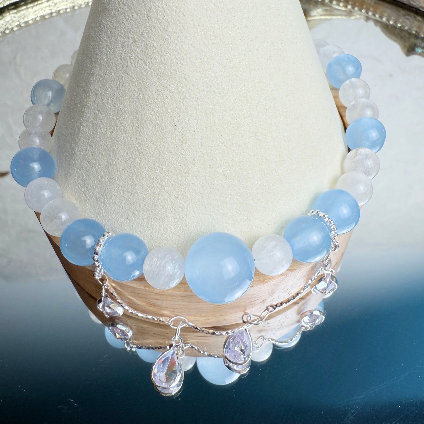 [KiraKira] Kyline Anklet - Chalcedony and azeztulite